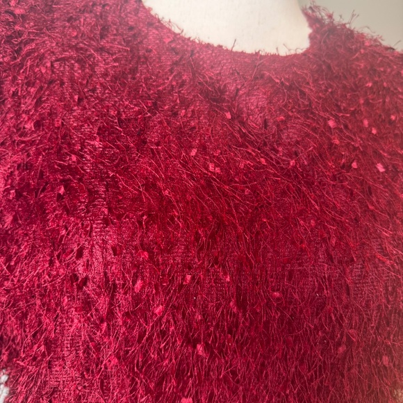 Size L - Tuckernuck Hyacinth House Texture Blouse Merlot Red Statement Top - Picture 2 of 8